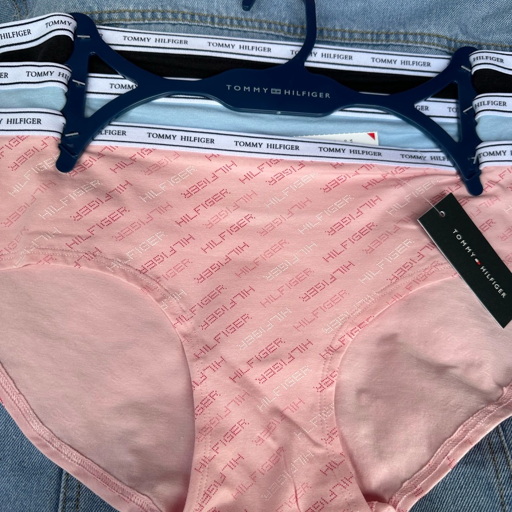 Tommy Hilfiger panties, 3 pairs, medium
